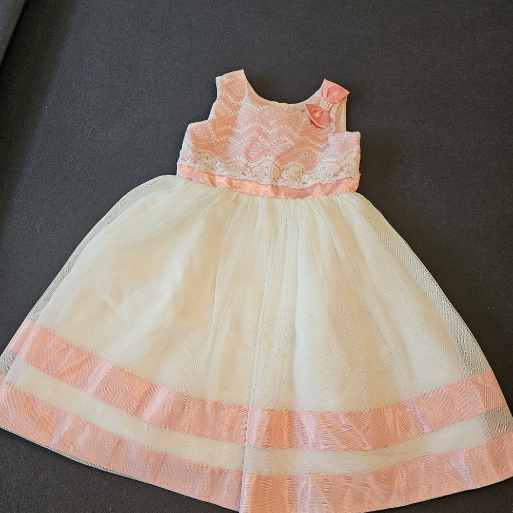 Jonna Michelle Girls Pink and White lace and tulle dress
